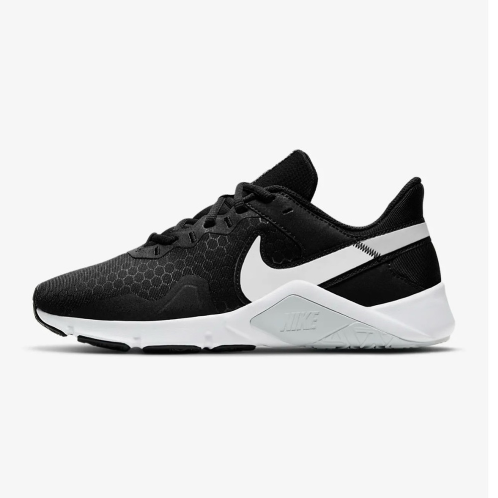 Nike Black and White Women's Sneakers